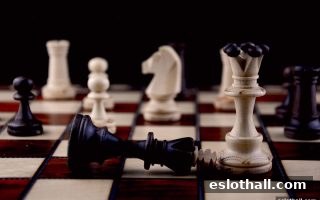 电子游艺厅娱乐活动中的麻将心理博弈：基础计谋与实战技巧